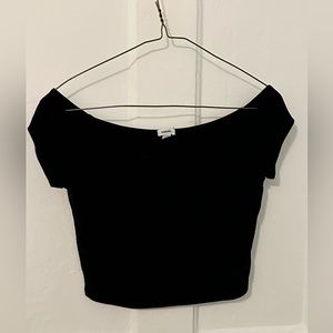 Garage small black scoop neck crop top